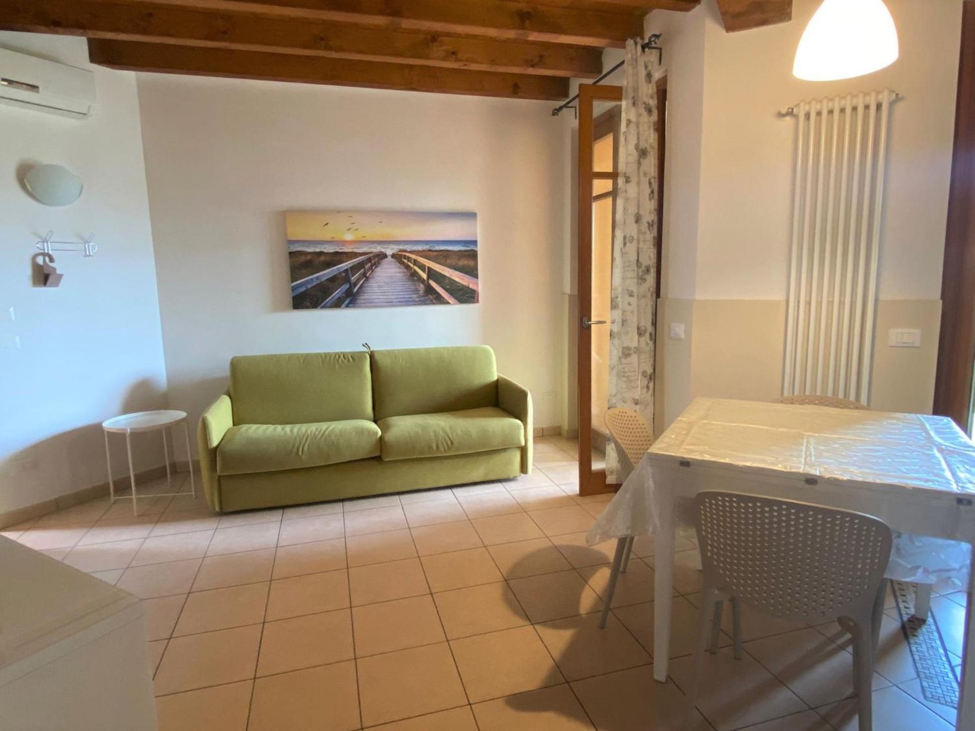 The Flowers - Apartments With Private Garden In Residence With Pool Manerba del Garda Buitenkant foto