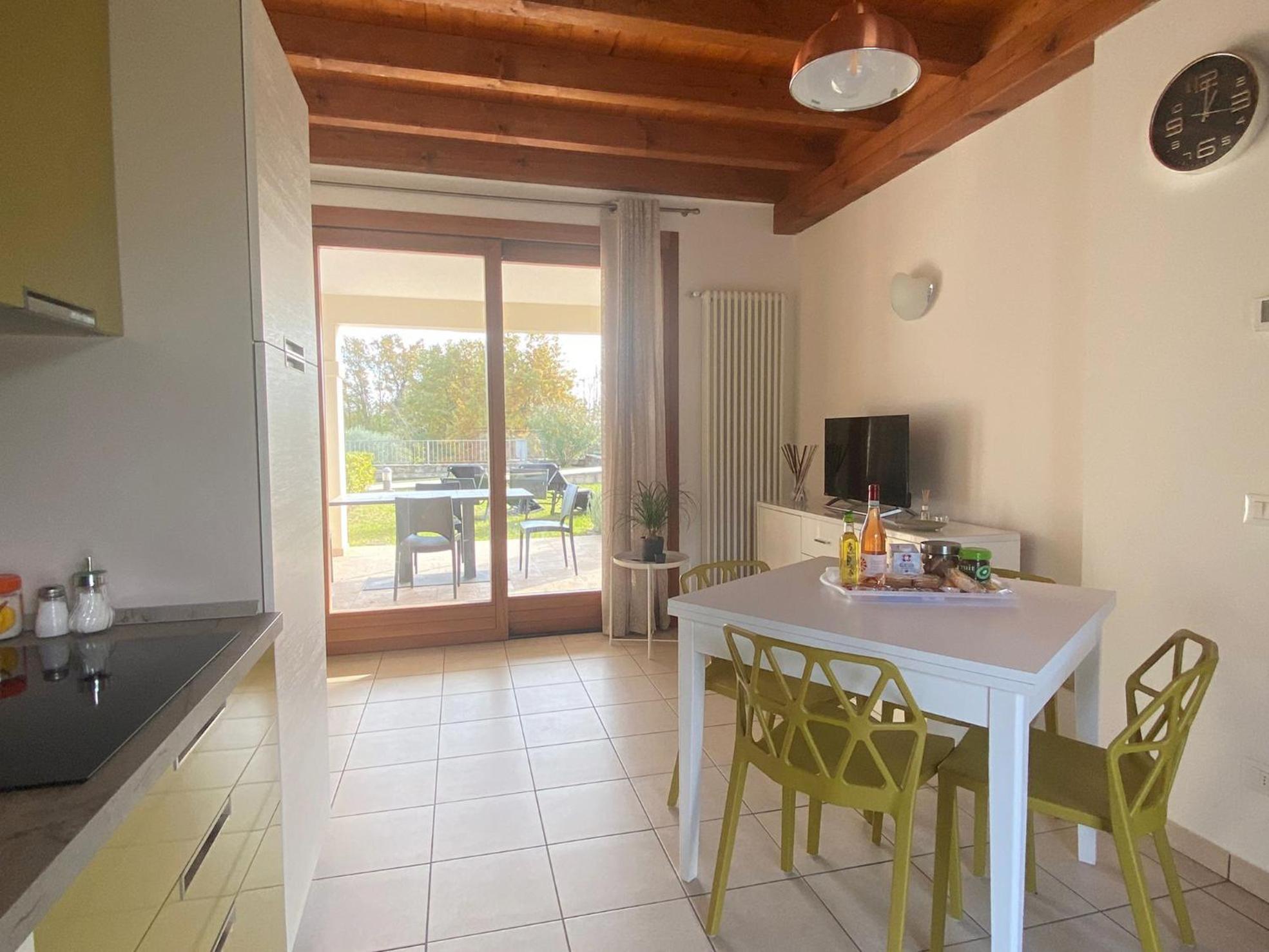 The Flowers - Apartments With Private Garden In Residence With Pool Manerba del Garda Buitenkant foto