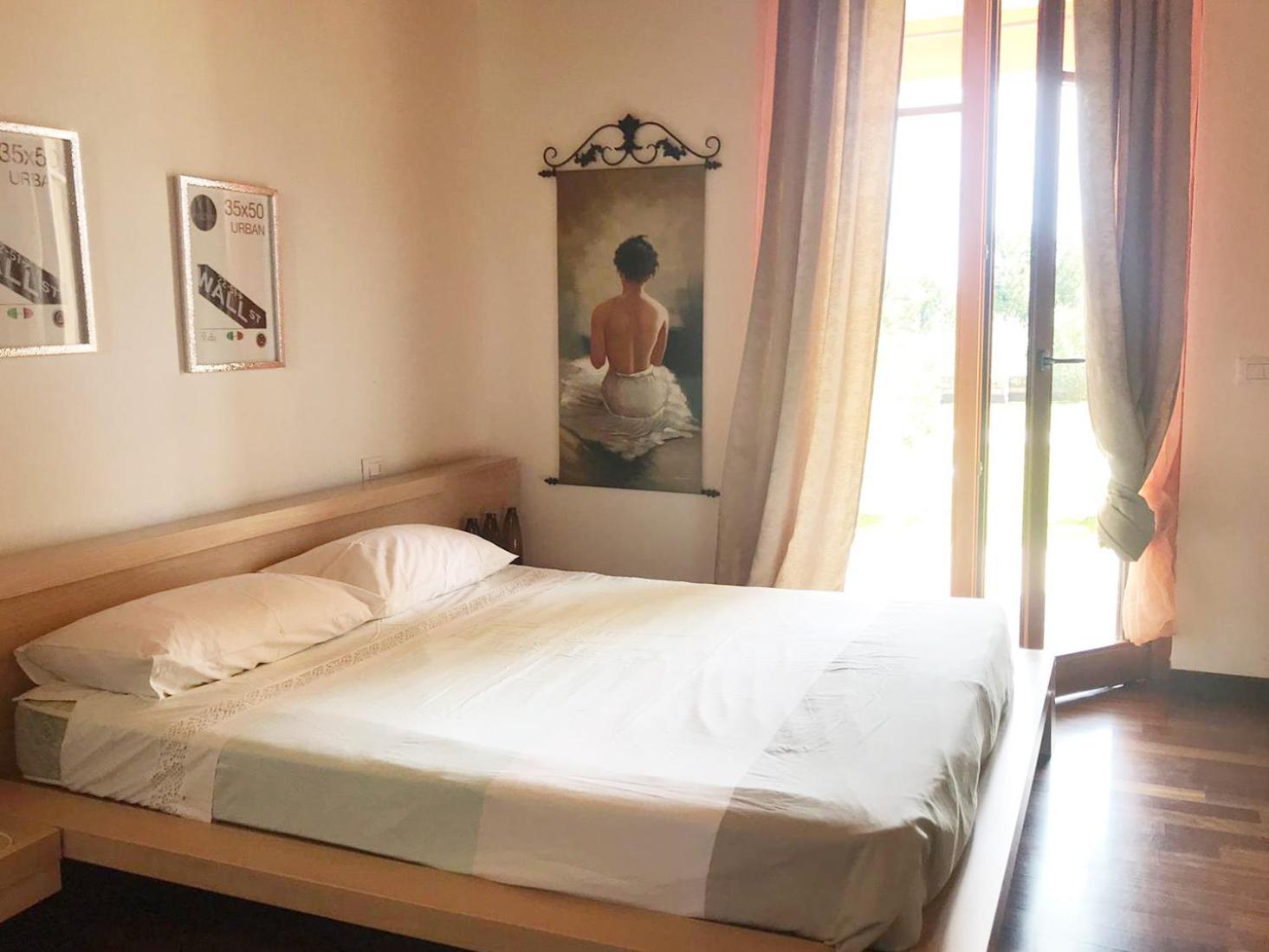 The Flowers - Apartments With Private Garden In Residence With Pool Manerba del Garda Buitenkant foto